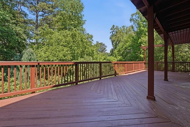 41 Kenmare Hall NE, Atlanta, GA 30324