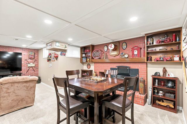 15025 N Little Spokane Dr, Spokane, WA 99208