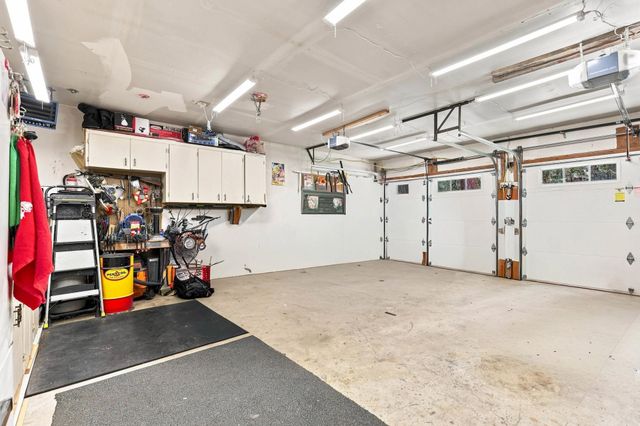 15025 N Little Spokane Dr, Spokane, WA 99208