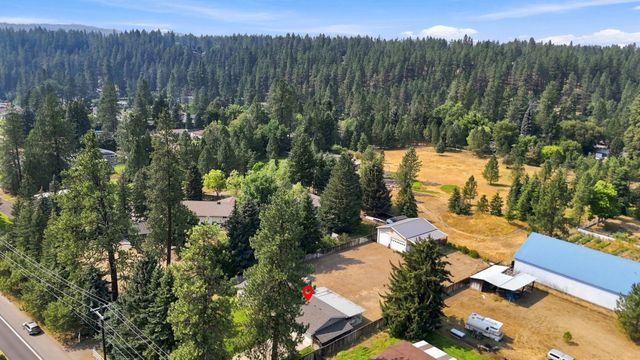 15025 N Little Spokane Dr, Spokane, WA 99208