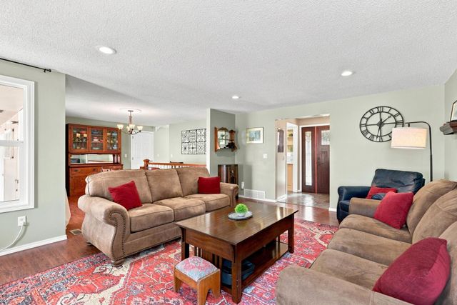 15025 N Little Spokane Dr, Spokane, WA 99208
