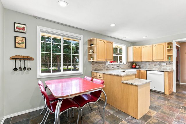 15025 N Little Spokane Dr, Spokane, WA 99208