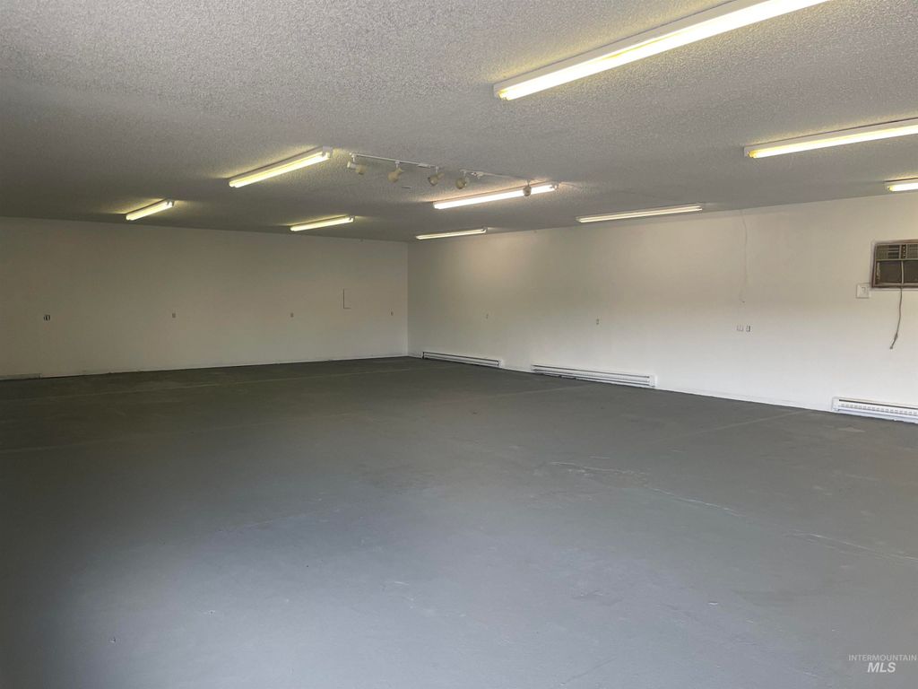 2880 SW 4th Avew, Ontario, OR 97914 photo 3