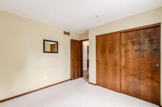 2972 Heatherleaf Way, Columbus, OH 43231