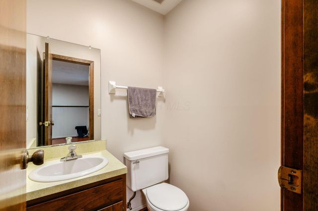 2972 Heatherleaf Way, Columbus, OH 43231