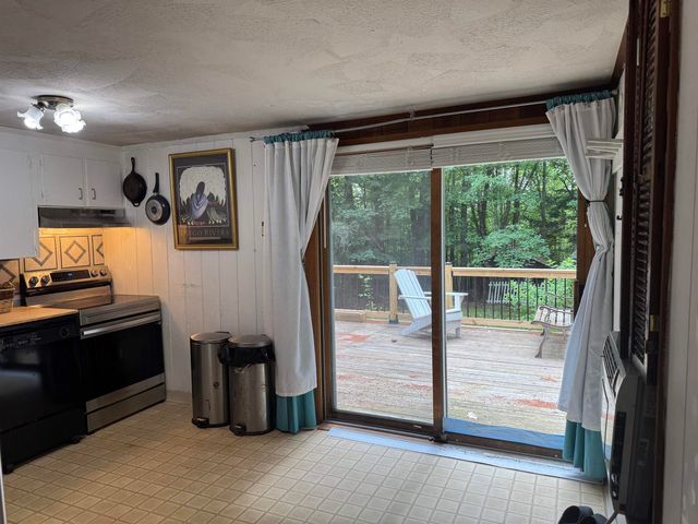 229 Tasker Hill Road, Conway, NH 03818