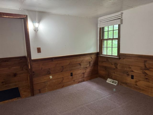 229 Tasker Hill Road, Conway, NH 03818