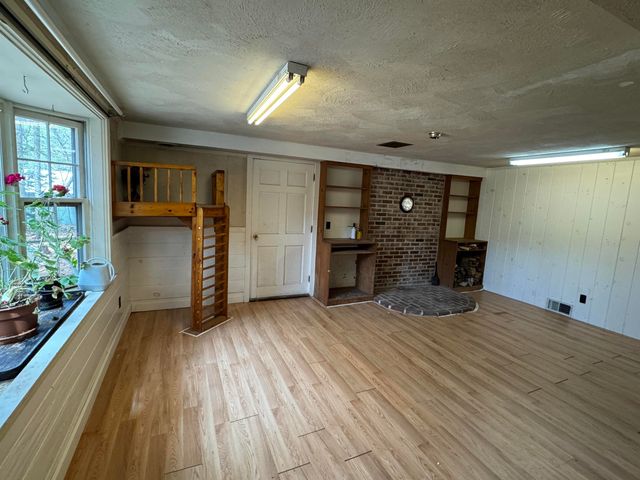 229 Tasker Hill Road, Conway, NH 03818