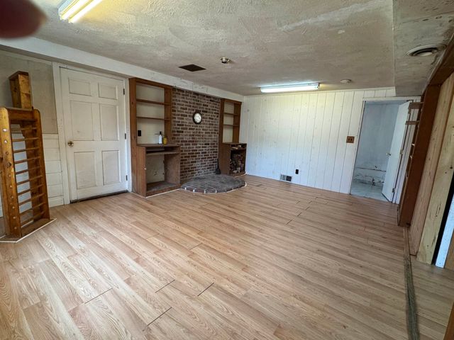 229 Tasker Hill Road, Conway, NH 03818