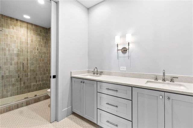 245 Roycroft Lane, Fayetteville, GA 30214