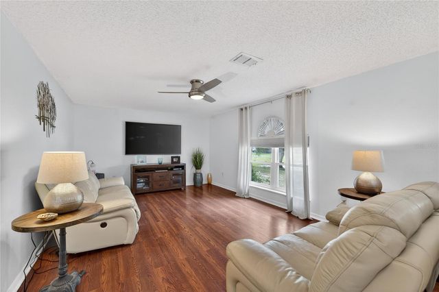 1201 DRAGON HEAD DRIVE, Valrico, FL 33594