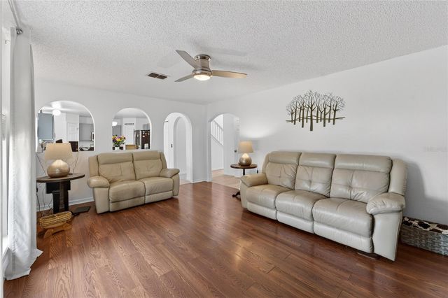 1201 DRAGON HEAD DRIVE, Valrico, FL 33594