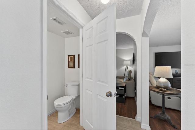 1201 DRAGON HEAD DRIVE, Valrico, FL 33594