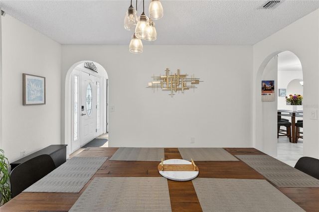 1201 DRAGON HEAD DRIVE, Valrico, FL 33594