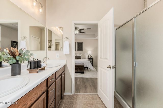 32245 N CAT HILLS Avenue, San Tan Valley, AZ 85144