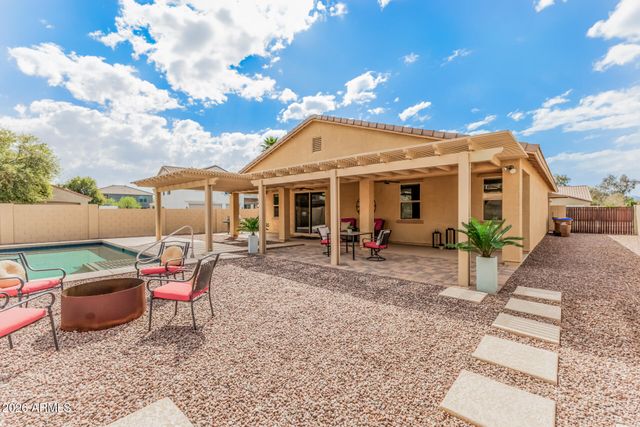 32245 N CAT HILLS Avenue, San Tan Valley, AZ 85144