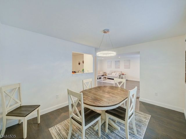 3402 Robinson Ct, Bridgewater Twp., NJ 08807