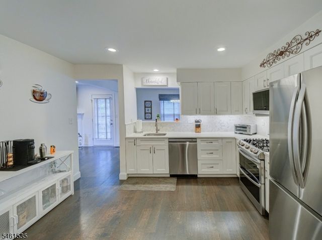 3402 Robinson Ct, Bridgewater Twp., NJ 08807