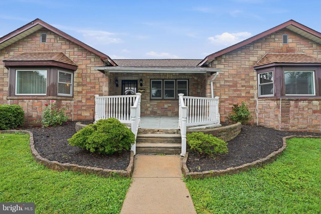 539 WALLACE AVE, BENSALEM, PA 19020 — photo 3