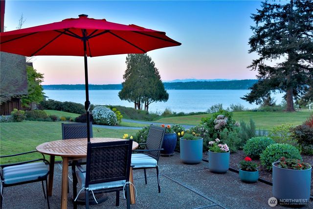 4654 Strawbridge Lane, Langley, WA 98260