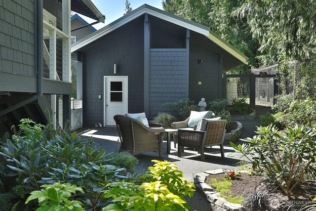 4654 Strawbridge Lane, Langley, WA 98260