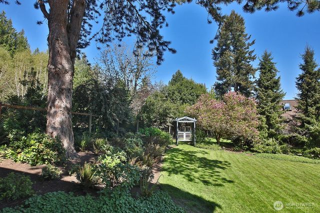 4654 Strawbridge Lane, Langley, WA 98260