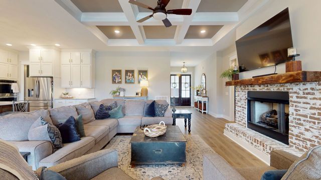 5130 Midland Rd, Christiana, TN 37037