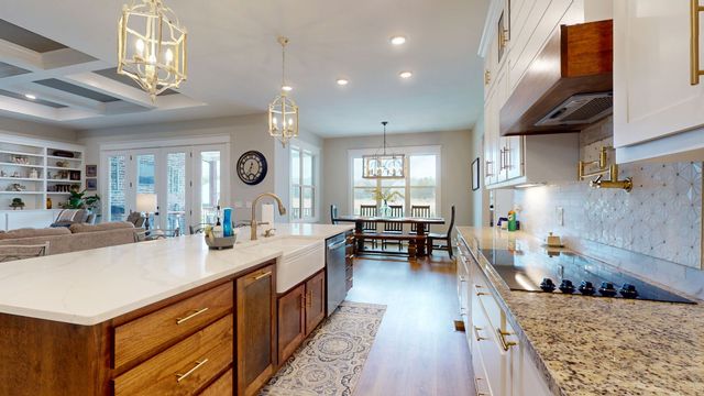 5130 Midland Rd, Christiana, TN 37037