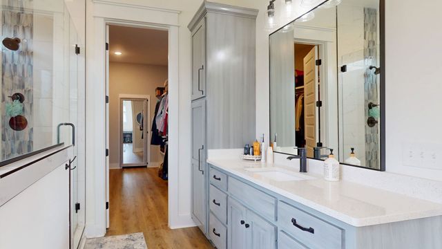 5130 Midland Rd, Christiana, TN 37037