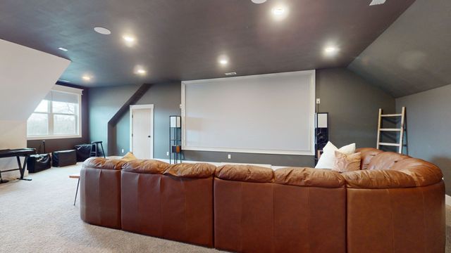 5130 Midland Rd, Christiana, TN 37037