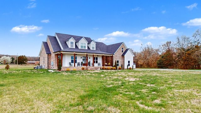 5130 Midland Rd, Christiana, TN 37037