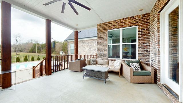 5130 Midland Rd, Christiana, TN 37037