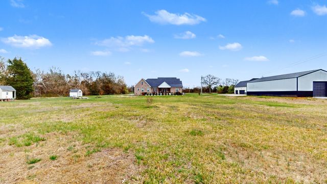 5130 Midland Rd, Christiana, TN 37037