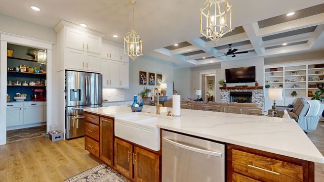 5130 Midland Rd, Christiana, TN 37037