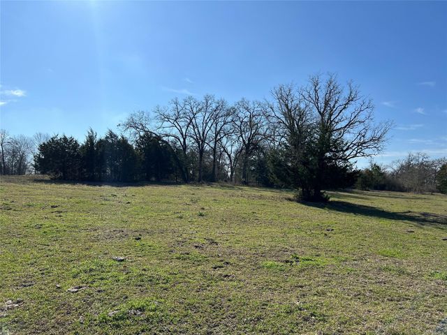 19285 Moriarty Rd, Richards, TX 77873
