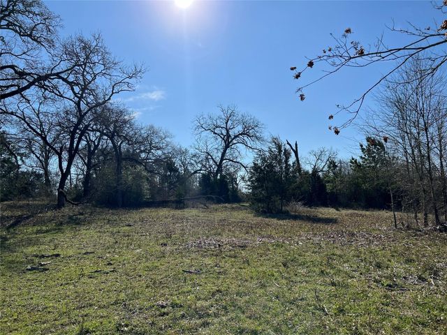 19285 Moriarty Rd, Richards, TX 77873
