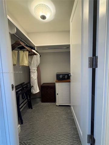 1435 Brickell Ave 3305, Miami, FL 33131