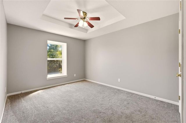 21109 E 50th Street Court NW, Blue Springs, MO 64015