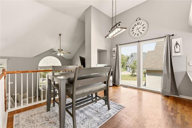 21109 E 50th Street Court NW, Blue Springs, MO 64015