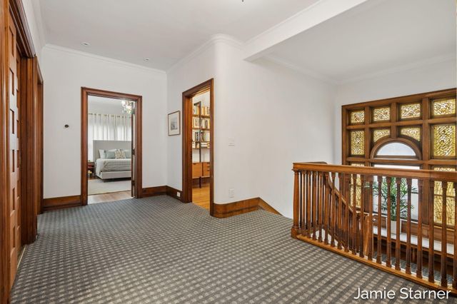 60 College Avenue NE, Grand Rapids, MI 49503