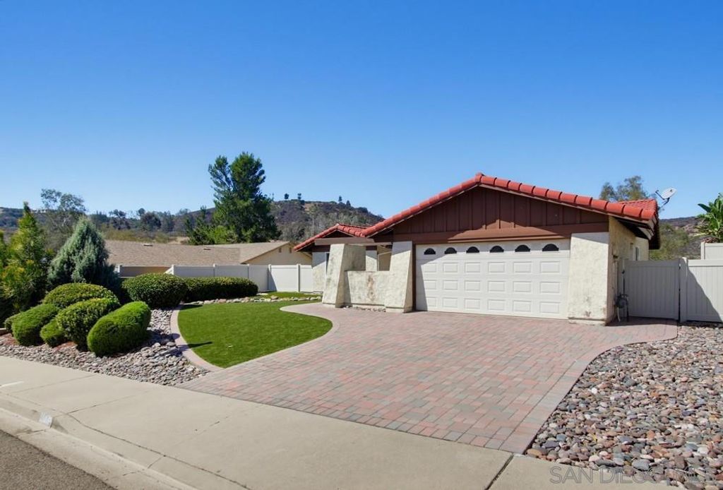 2499 Windmill View Road, El Cajon, CA 92020 — photo 2