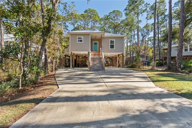 136 Narvaez Street, Dauphin Island, AL 36528