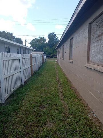 232 E STREET, Lake Wales, FL 33853