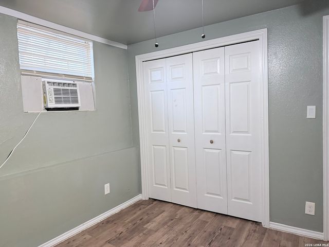 213 Earl B, San Antonio, TX 78212