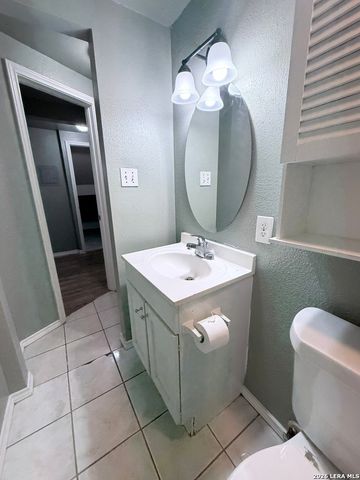 213 Earl B, San Antonio, TX 78212
