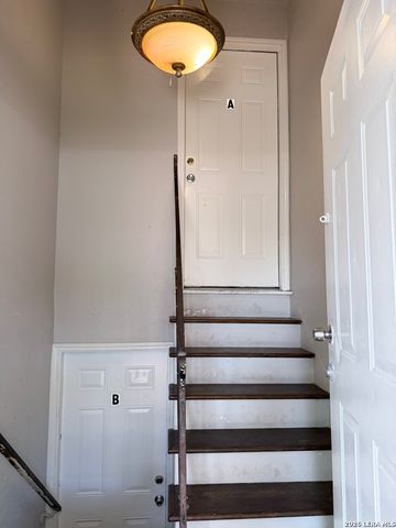 213 Earl B, San Antonio, TX 78212