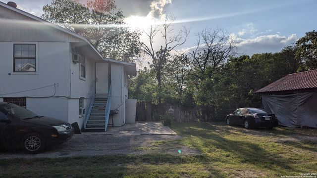 213 Earl B, San Antonio, TX 78212