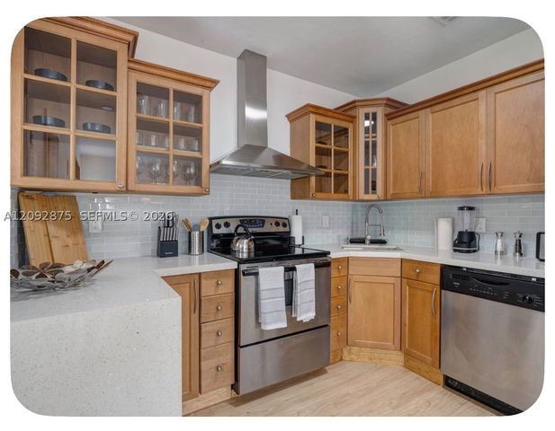 3811 NW 66th Ave, Virginia Gardens, FL 33166