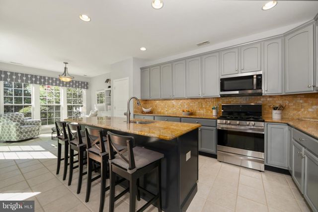 42 WRENTHAM DR, Medford, NJ 08055