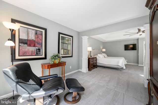 42 WRENTHAM DR, Medford, NJ 08055